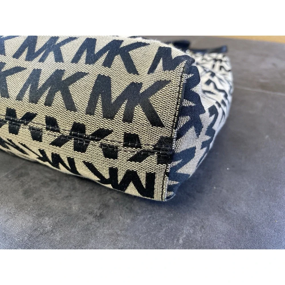 Michael Kors Jet Set Black & Tan Canvas Large Tote-CLEAN